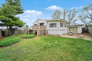 9324 Saric Dr, Highland, IN 46322 - Photo 17