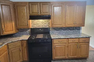 414 Salt Creek Pkwy, Valparaiso, IN 46385 - Photo 7