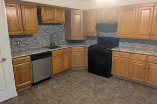 414 Salt Creek Pkwy, Valparaiso, IN 46385 - Photo 5