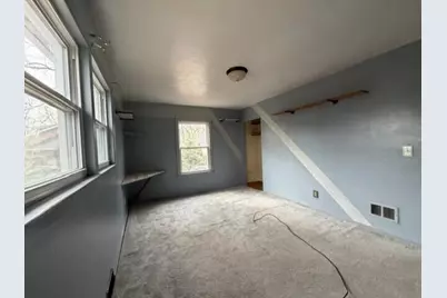 1000 E 61st Place, Merrillville, IN 46410 - Photo 9