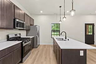 4021 E Porter St, Demotte, IN 46310 - Photo 7
