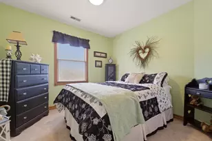 1388 N Cortland Ln, La Porte, IN 46350 - Photo 15
