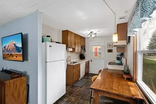1330 W 1st Pl, Hobart, IN 46342 - Photo 5