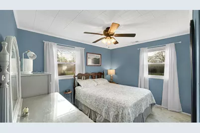 1330 W 1st Place, Hobart, IN 46342 - Photo 7