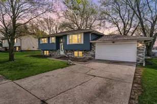 6207 Abercorn Ave, Portage, IN 46368 - Photo 1