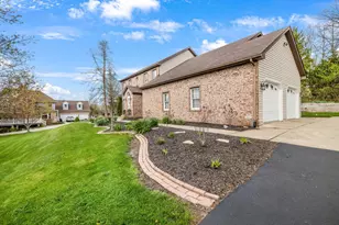13189 Fillmore St, Crown Point, IN 46307 - Photo 3