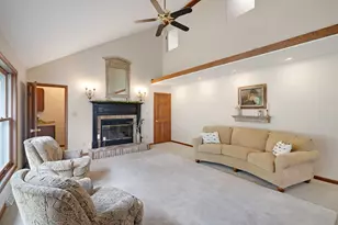 13189 Fillmore St, Crown Point, IN 46307 - Photo 11