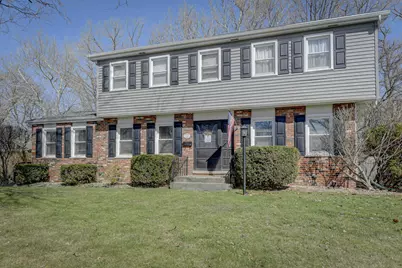 1525 Fran-Lin Pkwy, Munster, IN 46321 - Photo 1