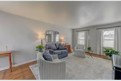 1525 Fran-Lin Pkwy, Munster, IN 46321 - Photo 3