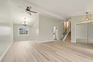 9830 Mckinley St, Crown Point, IN 46307 - Photo 5
