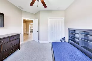 3008 Winter Garden Dr, Valparaiso, IN 46385 - Photo 25