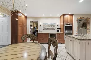 404 Westchester Ln, Valparaiso, IN 46385 - Photo 13