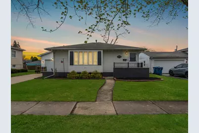 8141 Grace Place, Highland, IN 46322 - Photo 3