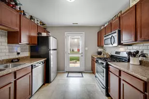 10332 Paramount Way, Cedar Lake, IN 46303 - Photo 11