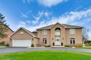 1909 Maplewood Ln, Munster, IN 46321 - Photo 1