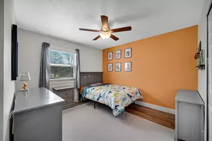 4303 Kingsdale Dr, Valparaiso, IN 46383 - Photo 13