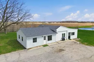 6411 E 129th Ave, Crown Point, IN 46307 - Photo 3