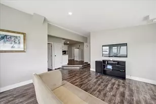 6411 E 129th Ave, Crown Point, IN 46307 - Photo 33