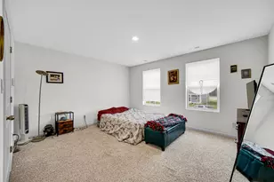 209 Aviana Ave, Hobart, IN 46342 - Photo 7