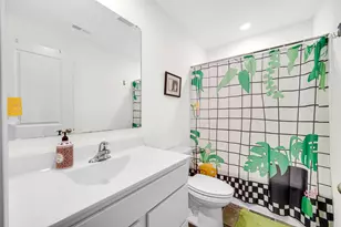 209 Aviana Ave, Hobart, IN 46342 - Photo 11