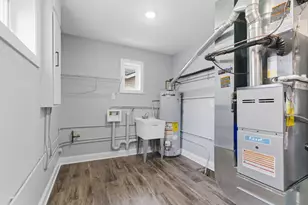 2743 Henry St, Lake Station, IN 46405 - Photo 17