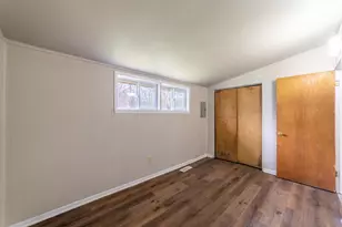 2280 Roosevelt Pl, Gary, IN 46404 - Photo 9