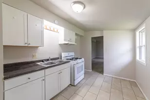 2280 Roosevelt Pl, Gary, IN 46404 - Photo 7