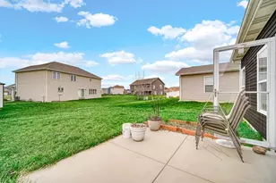 7808 Wright St, Merrillville, IN 46410 - Photo 19