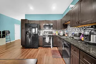 7808 Wright St, Merrillville, IN 46410 - Photo 9