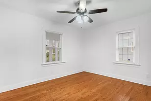 5770 Jackson St, Merrillville, IN 46410 - Photo 11