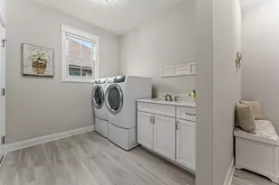 2046 Franklin Dr, Crown Point, IN 46307 - Photo 17