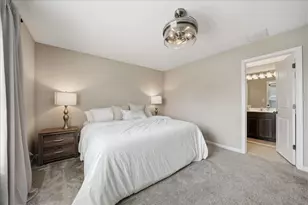 1043 E 117th Ln, Crown Point, IN 46307 - Photo 11