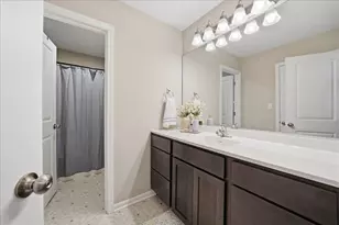 1043 E 117th Ln, Crown Point, IN 46307 - Photo 15