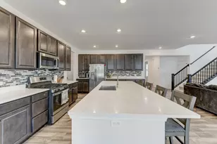 11429 Clyde Dr, Crown Point, IN 46307 - Photo 13
