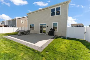 10454 Privet Dr, Crown Point, IN 46307 - Photo 23