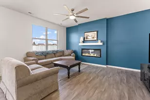 10454 Privet Dr, Crown Point, IN 46307 - Photo 9