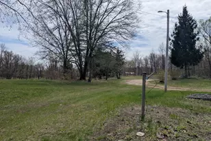 9320 E Division Rd, Knox, IN 46534 - Photo 19
