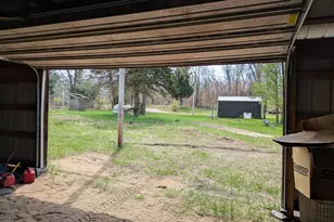 9320 E Division Rd, Knox, IN 46534 - Photo 25