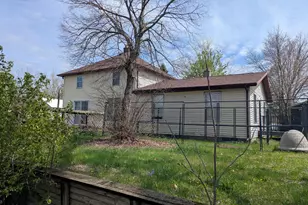 9320 E Division Rd, Knox, IN 46534 - Photo 7