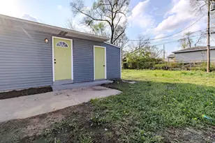 4082 W 21st Pl, Gary, IN 46404 - Photo 35