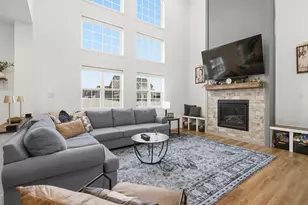 2207 Mary Ln, Valparaiso, IN 46383 - Photo 13
