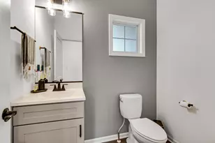 2207 Mary Ln, Valparaiso, IN 46383 - Photo 19