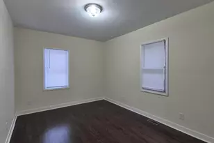 308 Pierce St, Gary, IN 46402 - Photo 9