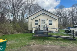 1313 Durbin St, Gary, IN 46406 - Photo 3