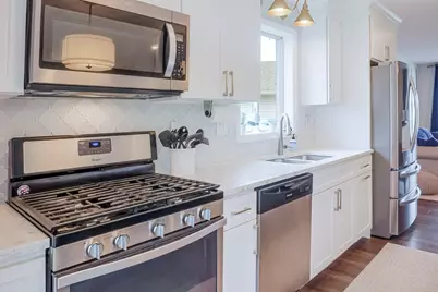 5033 W 92nd Avenue, Crown Point, IN 46307 - Photo 9