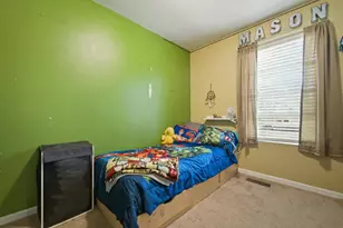 427 Nantucket Rd, Valparaiso, IN 46385 - Photo 11