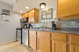 427 Nantucket Rd, Valparaiso, IN 46385 - Photo 7
