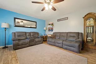 427 Nantucket Rd, Valparaiso, IN 46385 - Photo 3