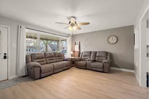 724 Imperial Rd, Valparaiso, IN 46385 - Photo 7