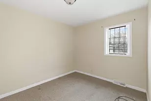 407 Dallas St, Gary, IN 46406 - Photo 9